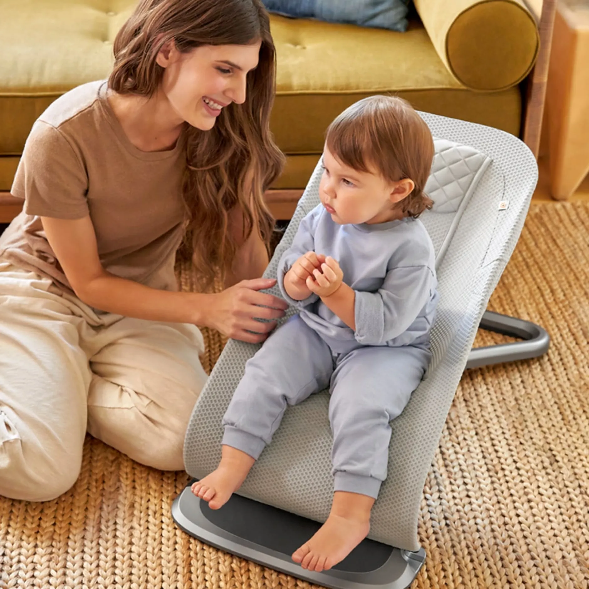 Ergobaby Evolve 3-i-1 Babysitter Mesh Ljusgrå