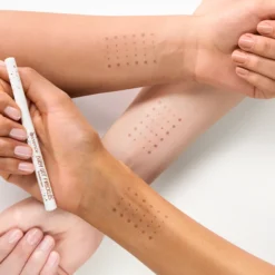 essence Baby Got FRECKLES Freckle Pen 10