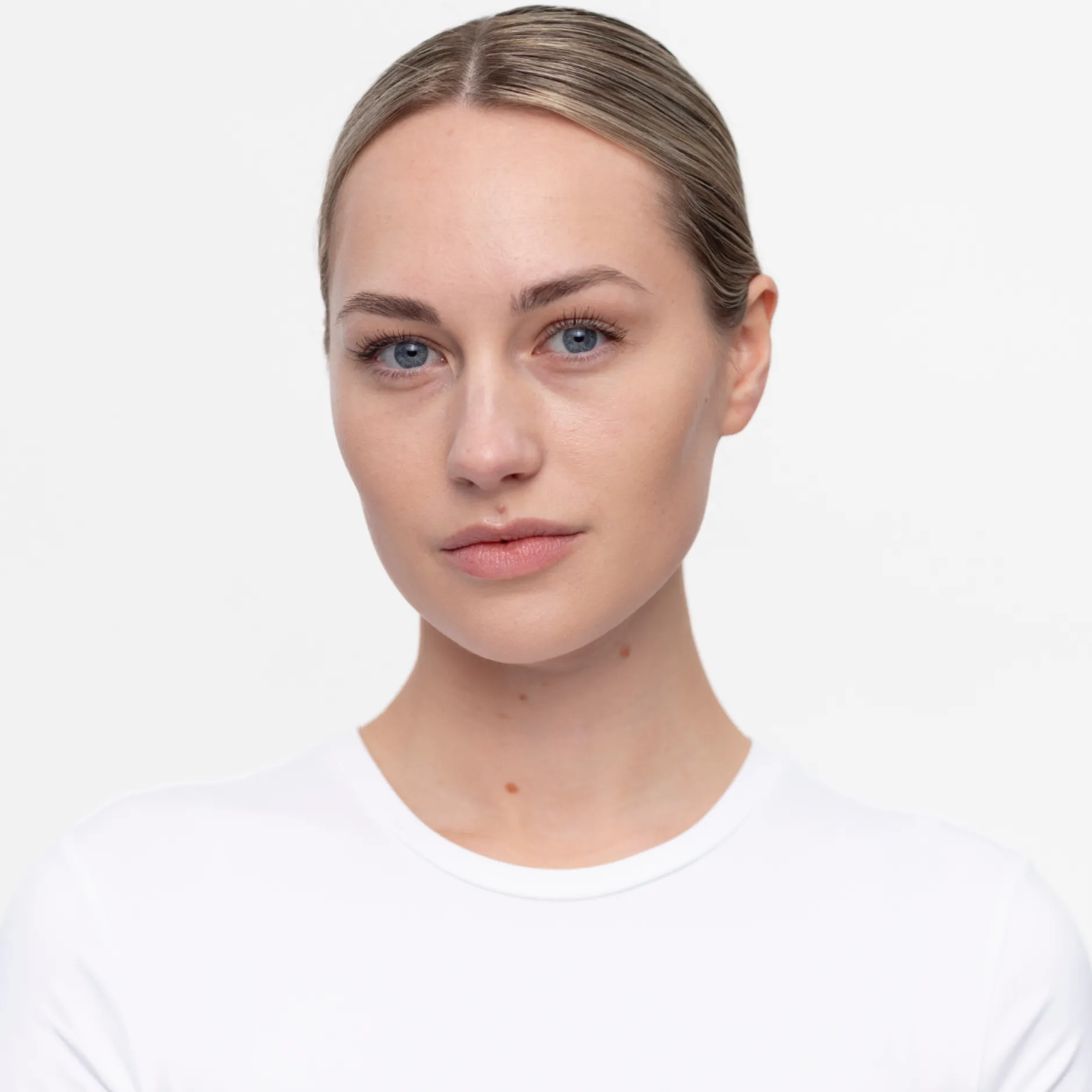 IDUN Minerals Hydra Soft Mineral Foundation Signe