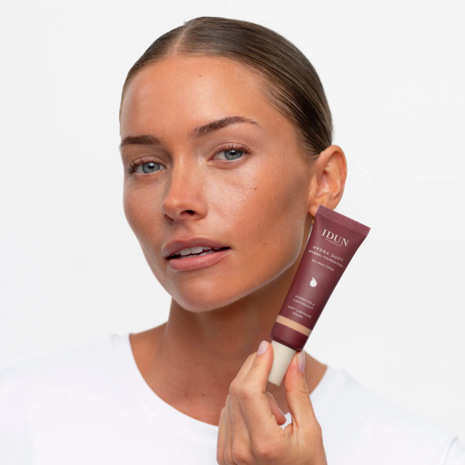 IDUN Minerals Hydra Soft Mineral Foundation Svea