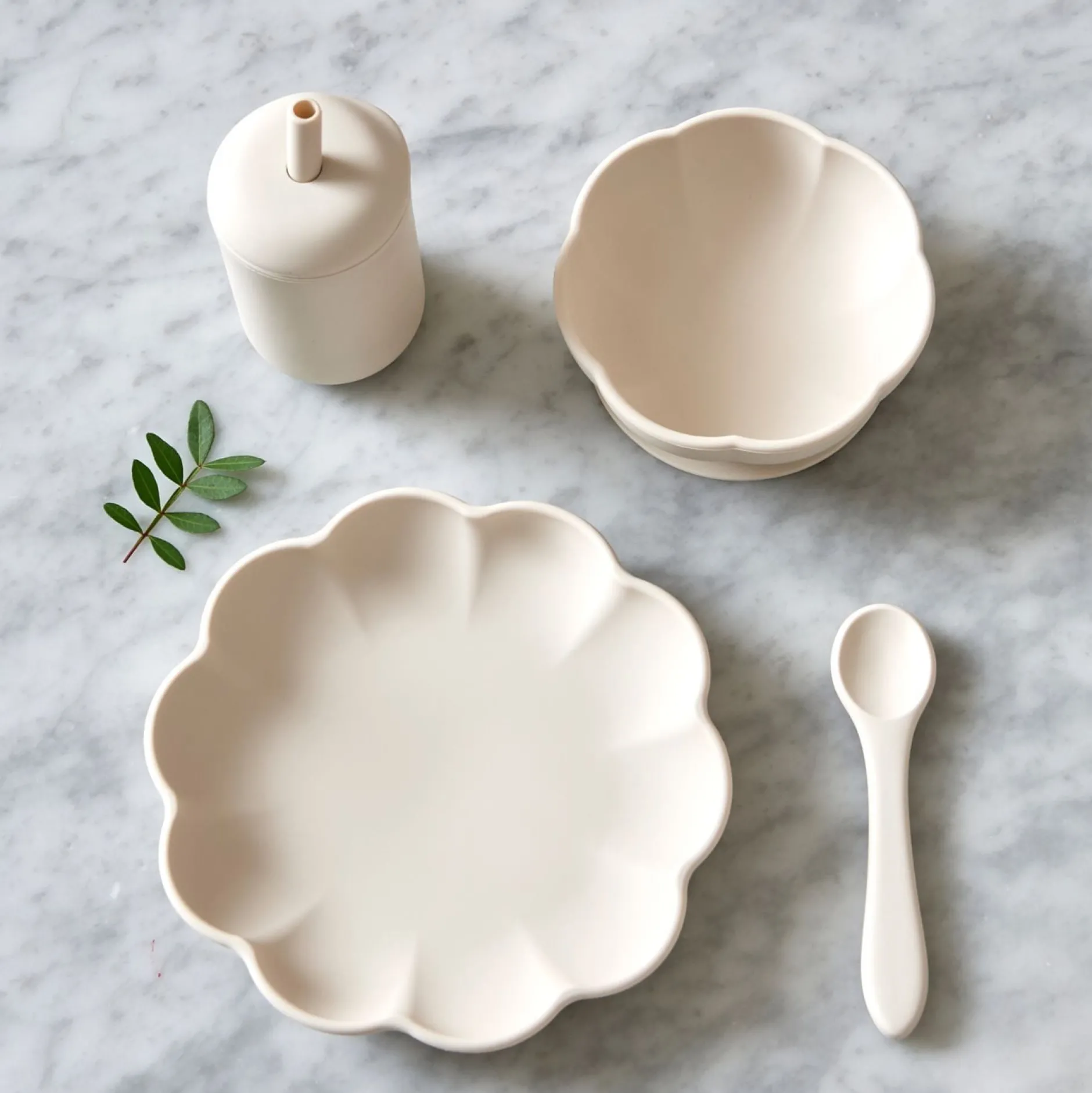 Jack o Juno Little Poppy Dining Set Cream