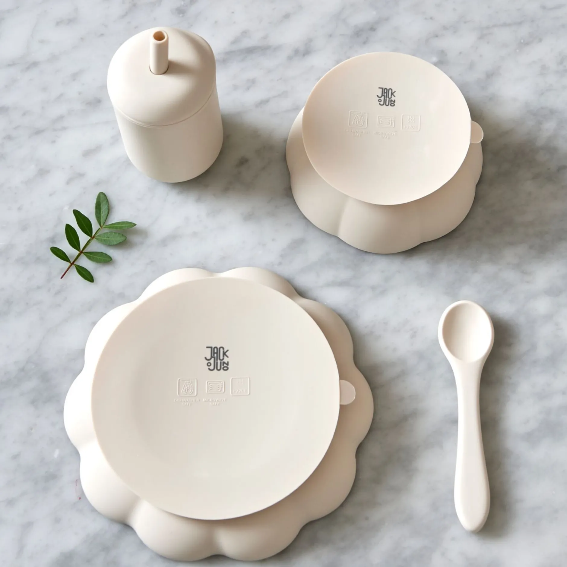 Jack o Juno Little Poppy Dining Set Cream