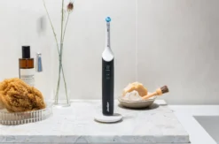 Jordan Clean Smile Plus Eltandborste TBX-300GY 180 min batteritid