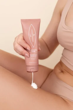Lip Intimate Care Cleansing Cream 125 ml