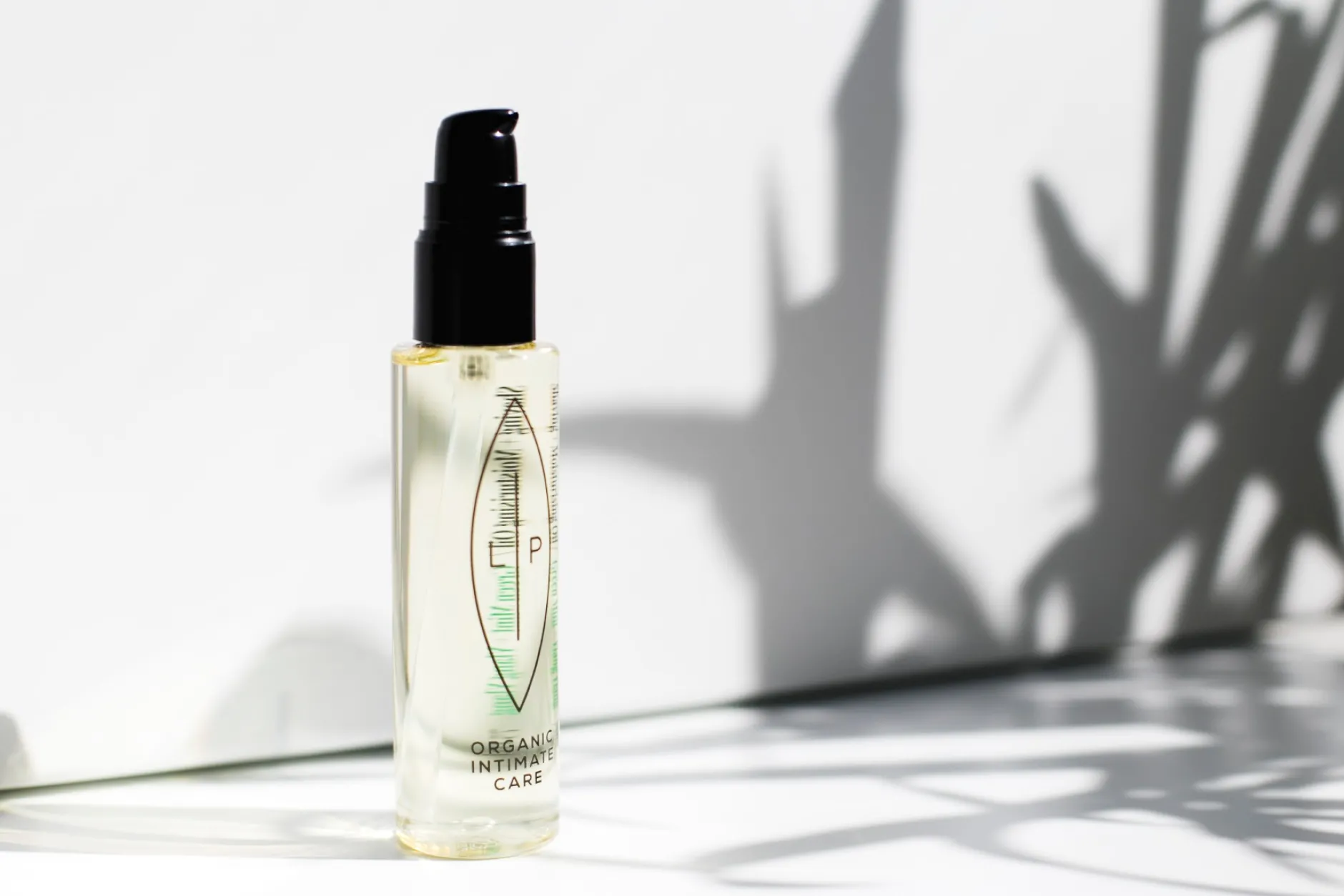 Lip Intimate Cleansing Care Cleansing + Moisturising Oil Coconut & Vanilla 75 ml