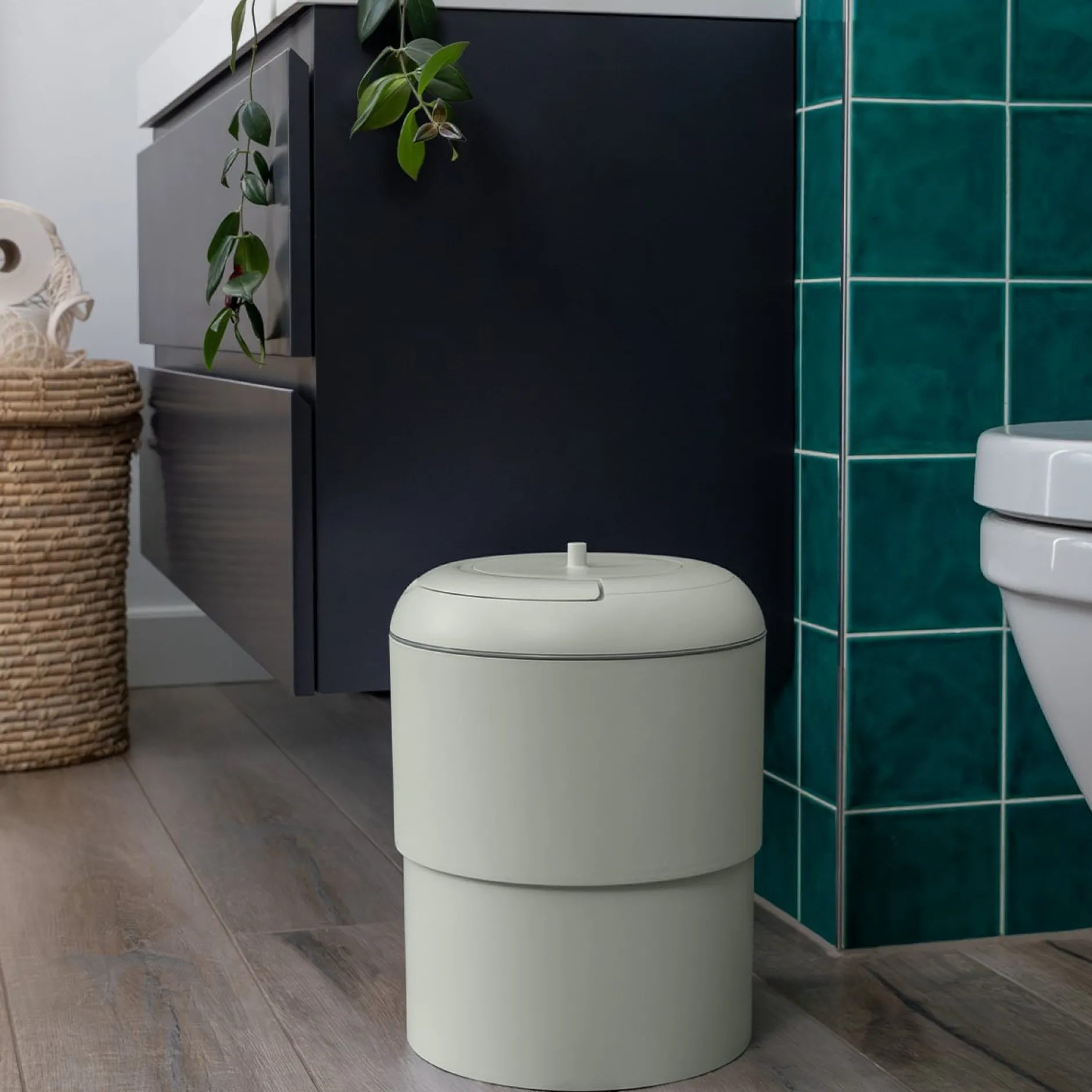Magic Diaper Pail Heka M Lichen