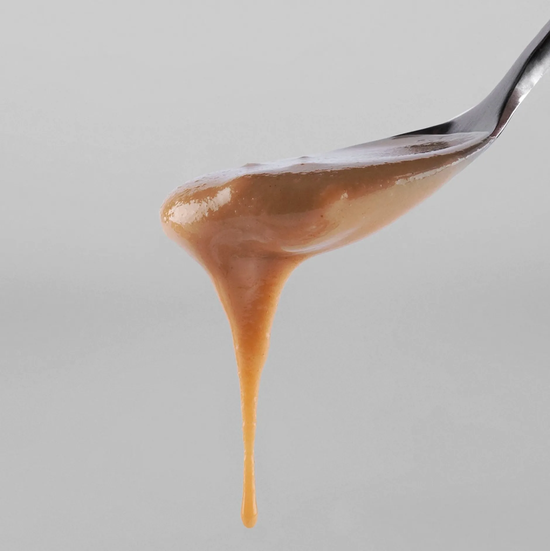 Renée Voltaire Vit Tahini - 100% skalade sesamfrön 220 g EKO