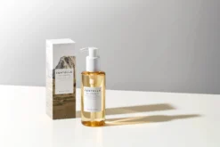 SKIN1004 Madagascar Centella Light Cleansing Oil 200ml