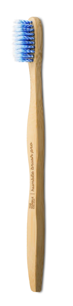 The Humble Co. Pro Hexatech Adult Blue Soft Tandborste 1 st