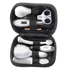 Tommee Tippee Closer To Nature Healthcare & Grooming Kit